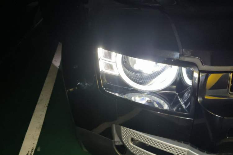 Used Land Rover Defender 2023 130 3.0T P400 HSE Right Front Headlight
