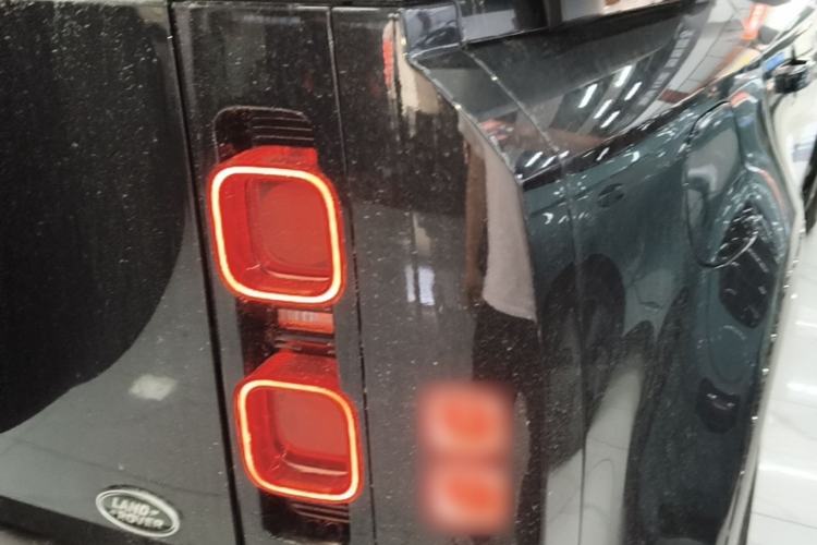 Used Land Rover Defender 2023 Facelift 110 3.0T P400 X-DYNAMIC HSE Right Rear Taillight