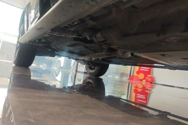 Used Land Rover Defender 2023 Facelift 110 3.0T P400 X-DYNAMIC HSE Right Side Sill