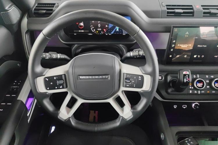 Used Land Rover Defender 2023 Facelift 110 3.0T P400 X-DYNAMIC HSE Steering Wheel