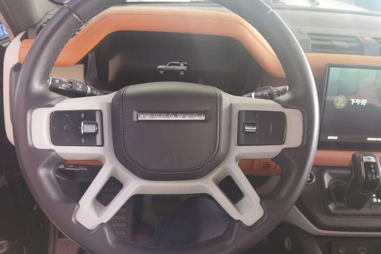 Used Land Rover Defender 2023 Facelift 110 3.0T P400 X-DYNAMIC HSE Steering Wheel