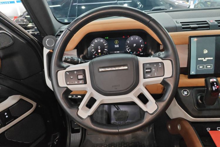 Used Land Rover Defender 2023 Revised Version 90 3.0T P400 Dark Edition Steering Wheel