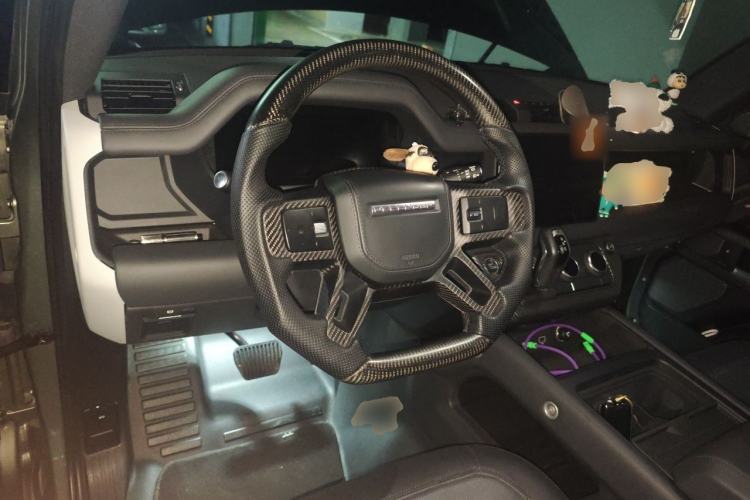 Used Land Rover Defender 2023 90 2.0T P300 X-DYNAMIC HSE Steering Wheel