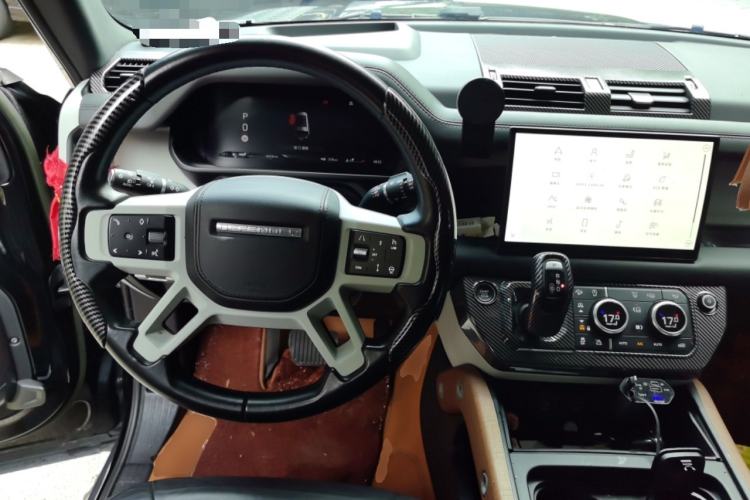 Used Land Rover Defender 2023 130 3.0T P400 HSE Steering Wheel