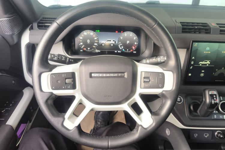 Used Land Rover Defender 2023 90 3.0T P400 XS Steering Wheel