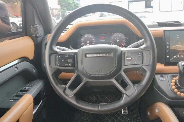 Used Land Rover Defender 2023 Facelift 110 3.0T P400 X Steering Wheel