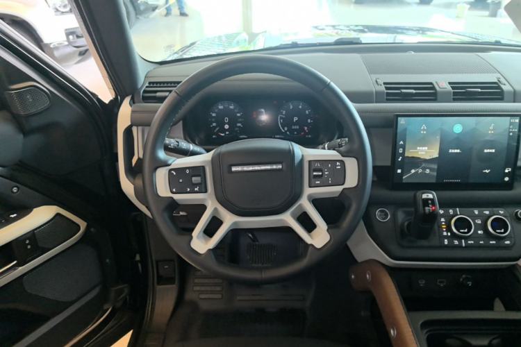 Used Land Rover Defender 2023 110 3.0T P400 X-DYNAMIC HSE Steering Wheel