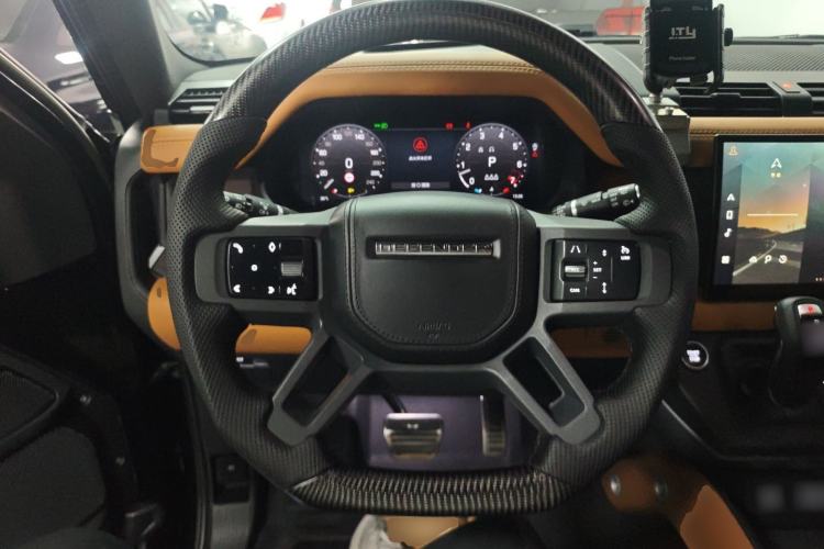Used Land Rover Defender 2023 Facelift 110 3.0T P400 X Steering Wheel