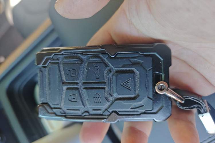 Used Land Rover Defender 2023 130 3.0T P400 HSE Vehicle Key