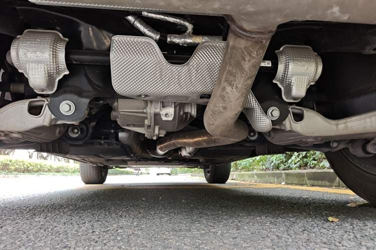 Used Land Rover Defender 2023 110 3.0T P400 X-DYNAMIC HSE Chassis Rear