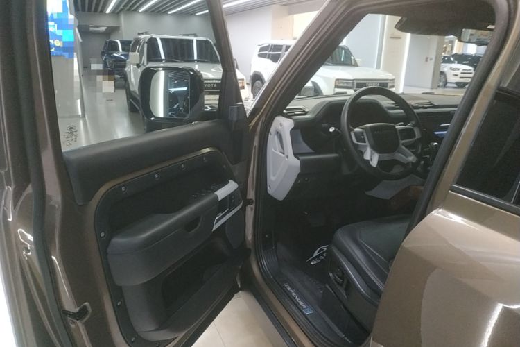 Used Land Rover Defender 2023 110 3.0T P400 X-DYNAMIC HSE Driver Seat