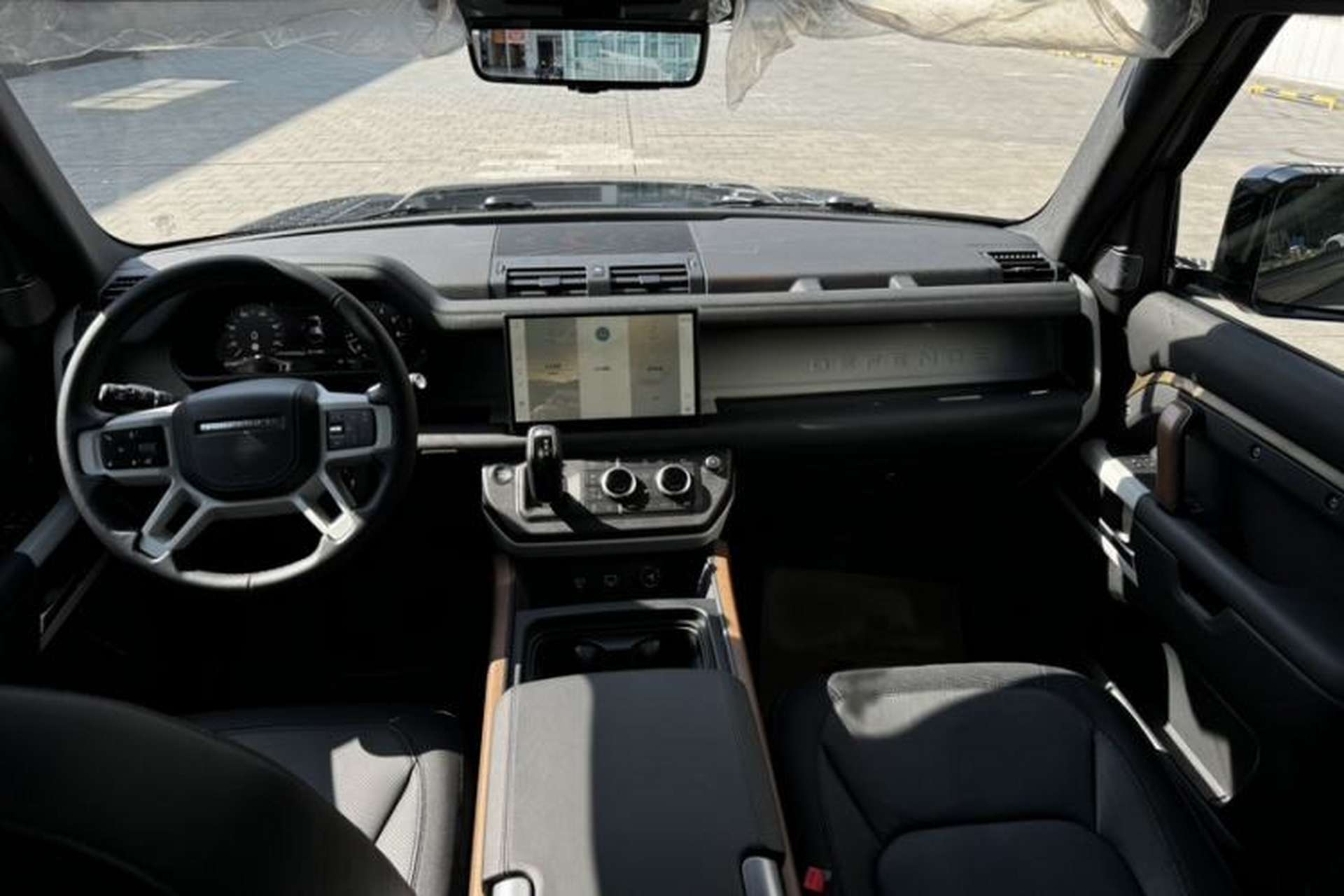 Used Land Rover Defender 2023 Facelift 110 3.0T P400 X-DYNAMIC HSE Exterior 3