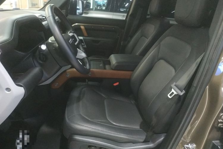 Used Land Rover Defender 2023 110 3.0T P400 X-DYNAMIC HSE Left Front Seat
