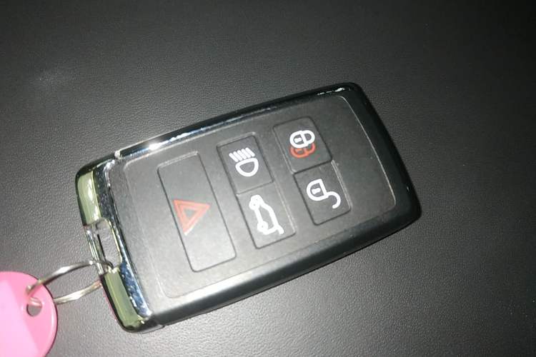 Used Land Rover Defender 2023 110 3.0T P400 X-DYNAMIC HSE Vehicle Key