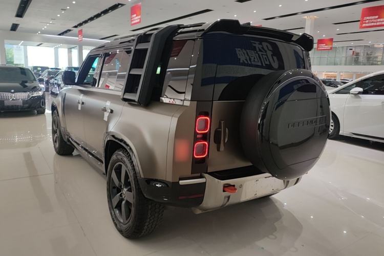 Used Land Rover Defender 2023 Facelift 110 3.0T P400 X Rear Left 45 Deg