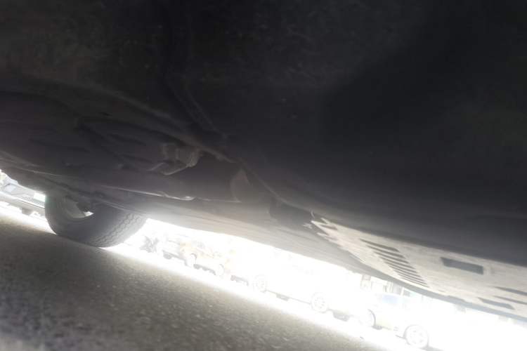 Used Land Rover Defender 2023 Facelift 110 3.0T P400 Dark Edition Chassis Front Right