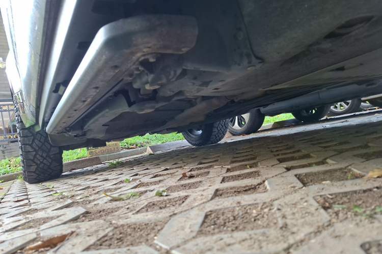 Used Land Rover Defender 2023 Facelift 110 3.0T P400 X Chassis Front Right
