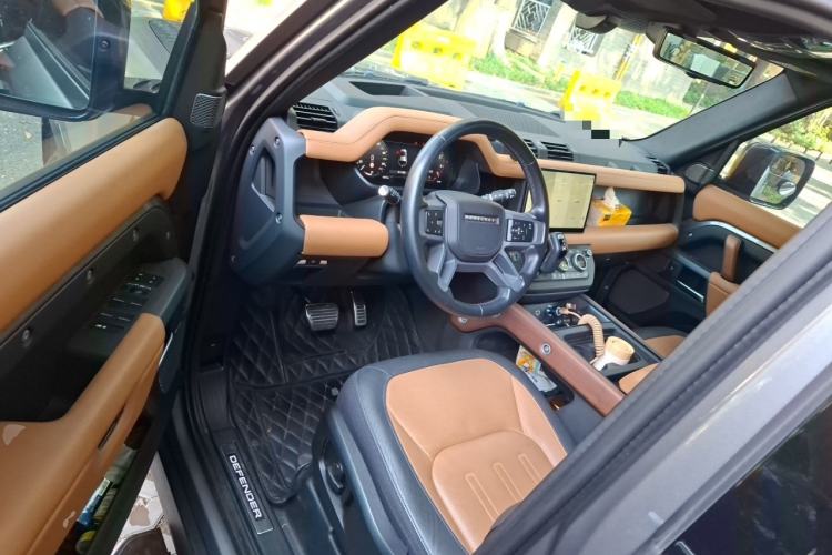 Used Land Rover Defender 2023 Facelift 110 3.0T P400 X Driver Seat