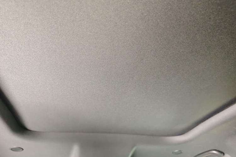 Used Land Rover Defender 2023 Facelift 110 3.0T P400 X-DYNAMIC HSE Headliner