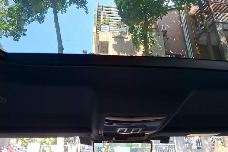 Used Land Rover Defender 2023 Facelift 110 3.0T P400 X Headliner