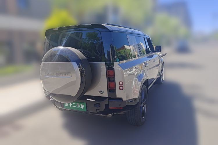 Used Land Rover Defender 2023 Facelift 110 3.0T P400 X-DYNAMIC HSE Rear Right 45 Deg
