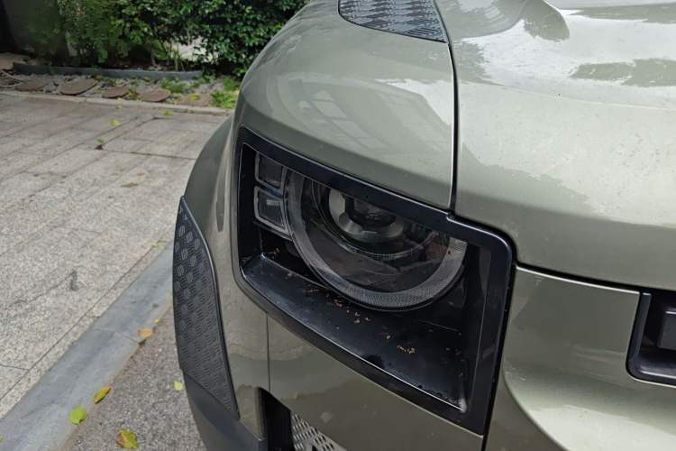 Used Land Rover Defender 2023 110 3.0T P400 X-DYNAMIC HSE Right Front Headlight