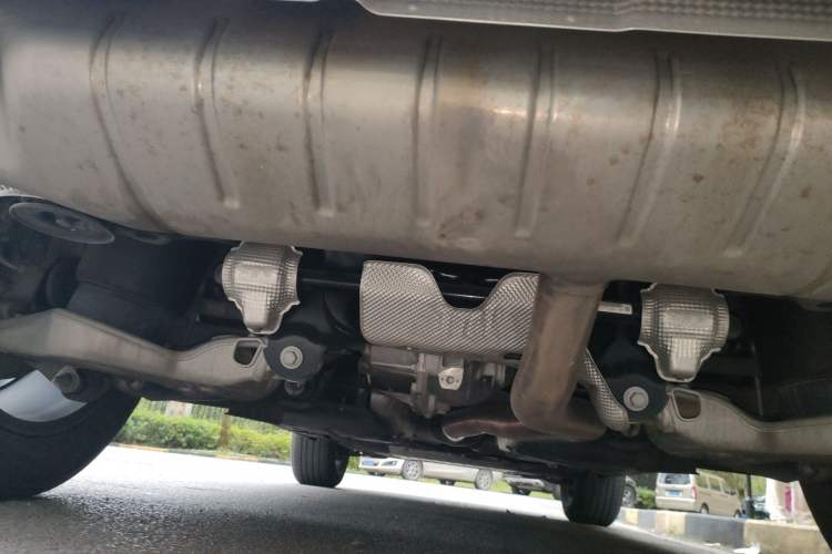 Used Land Rover Defender 2023 Facelift 110 3.0T P400 X-DYNAMIC HSE Chassis Rear