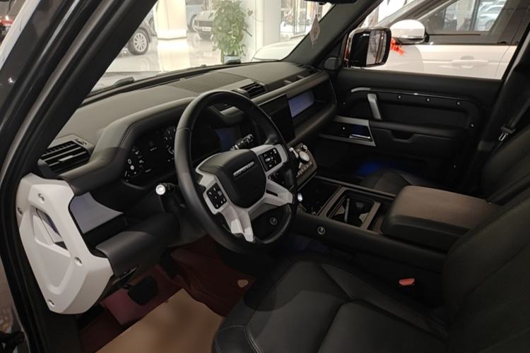 Used Land Rover Defender 2023 Facelift 110 3.0T P400 X-DYNAMIC HSE Driver Seat