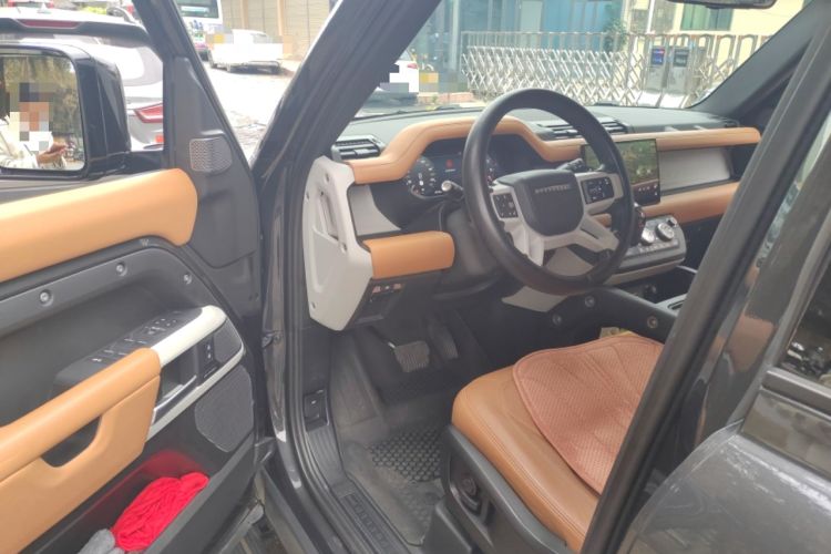 Used Land Rover Defender 2023 Facelift 110 3.0T P400 X-DYNAMIC HSE Driver Seat