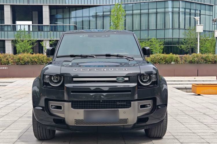 Used Land Rover Defender 2023 Facelift 110 3.0T P400 X-DYNAMIC HSE Exterior 2