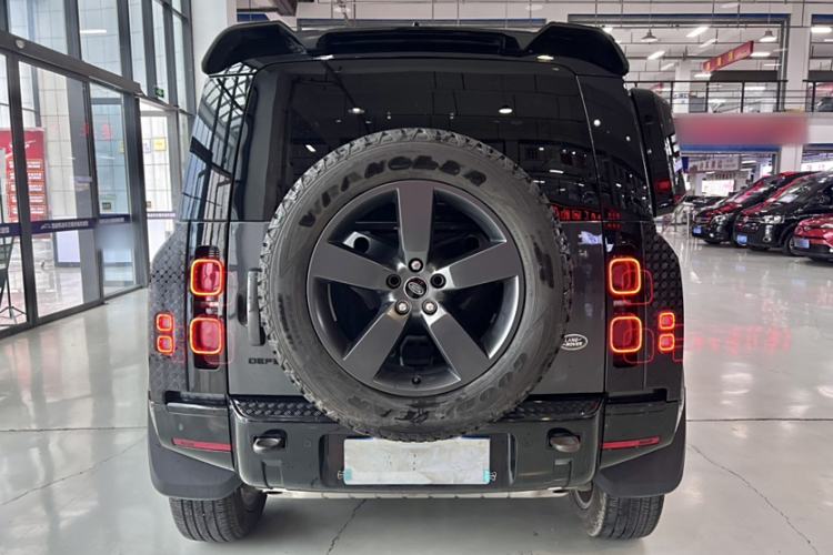 Used Land Rover Defender 2023 110 3.0T P400 X-DYNAMIC HSE Exterior 3