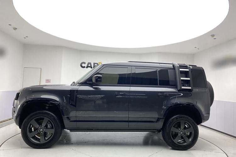 Used Land Rover Defender 2023 Facelift 110 3.0T P400 X-DYNAMIC HSE Exterior 3