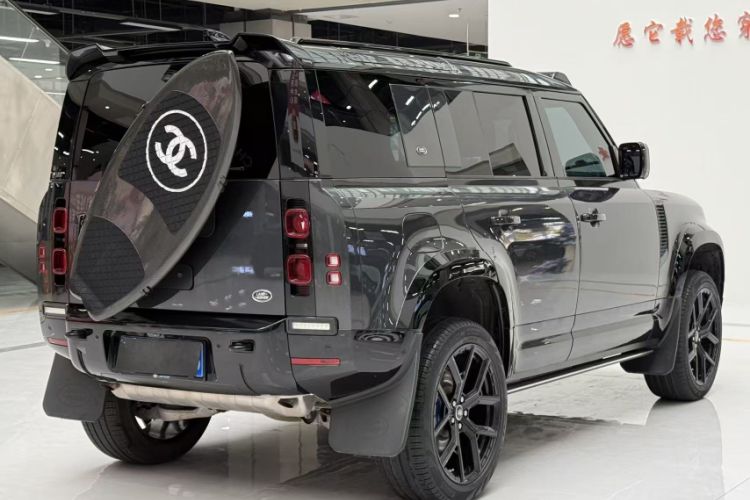 Used Land Rover Defender 2023 Facelift 110 3.0T P400 X-DYNAMIC HSE Exterior 4