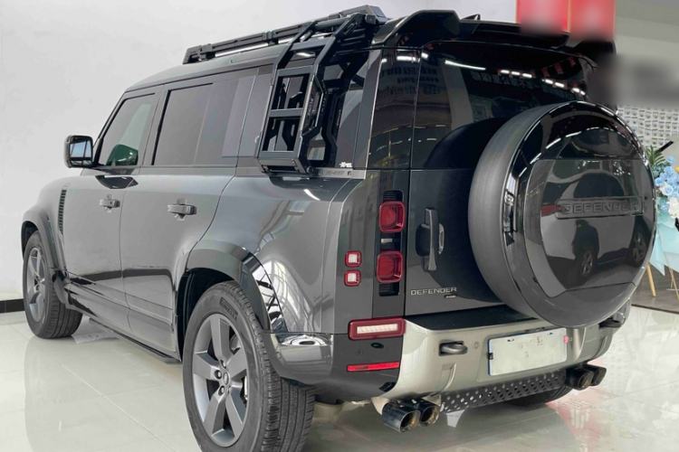 Used Land Rover Defender 2023 Facelift 110 3.0T P400 X-DYNAMIC HSE Exterior 5