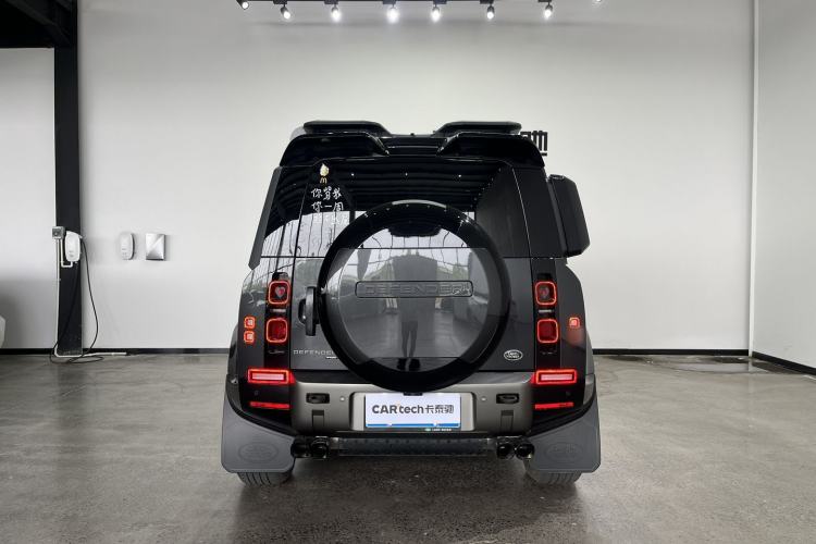Used Land Rover Defender 2023 Facelift 110 3.0T P400 X-DYNAMIC HSE Exterior 5