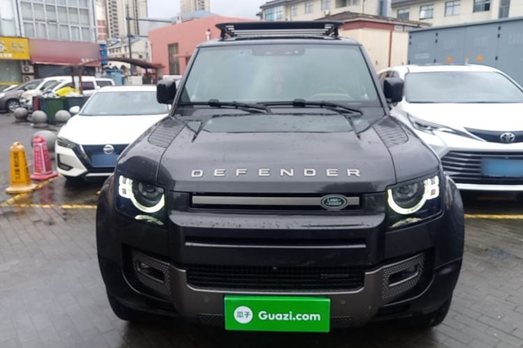 Used Land Rover Defender 2023 Facelift 110 3.0T P400 X-DYNAMIC HSE Front