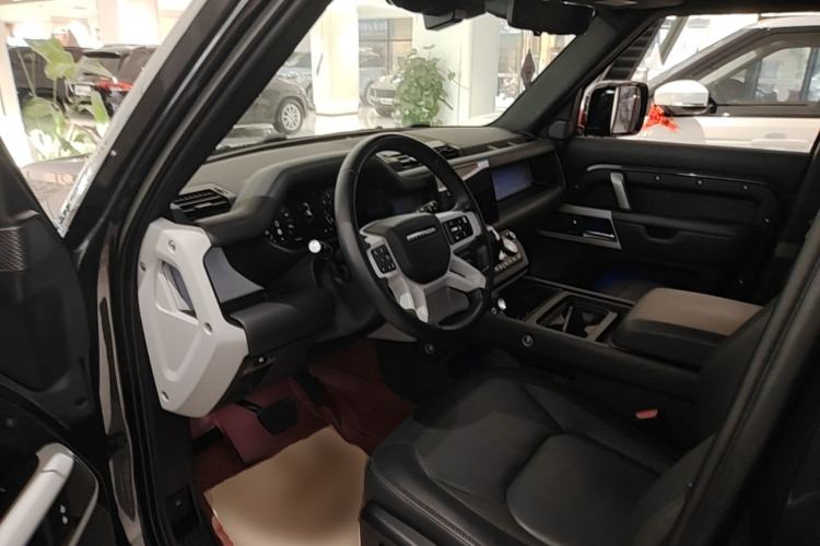 Used Land Rover Defender 2023 Facelift 110 3.0T P400 X-DYNAMIC HSE Left Front Seat