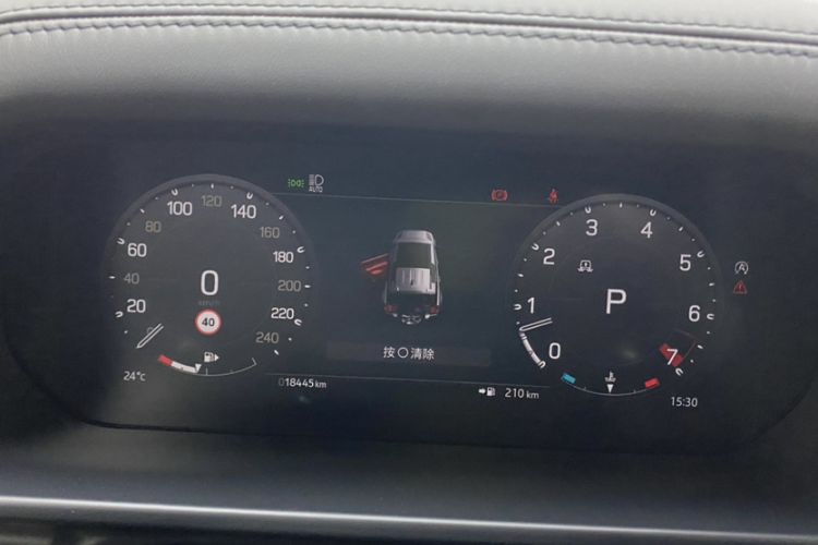 Used Land Rover Defender 2023 Facelift 110 3.0T P400 X-DYNAMIC HSE Odometer Close Up