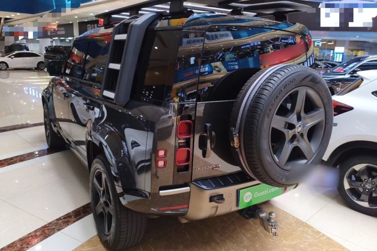 Used Land Rover Defender 2023 Facelift 110 3.0T P400 X-DYNAMIC HSE Rear Left 45 Deg