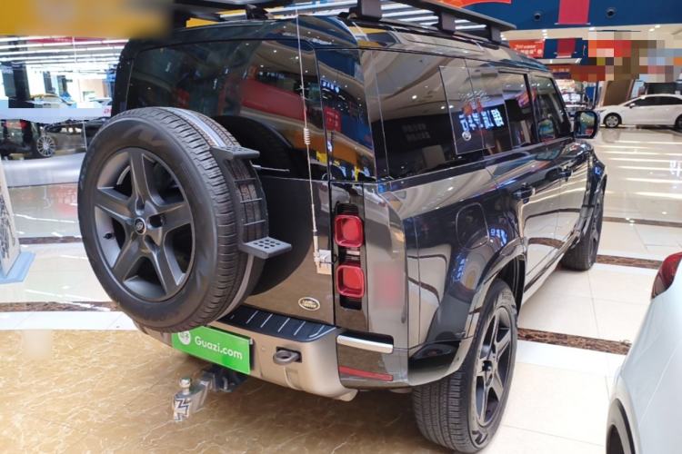 Used Land Rover Defender 2023 Facelift 110 3.0T P400 X-DYNAMIC HSE Rear Right 45 Deg