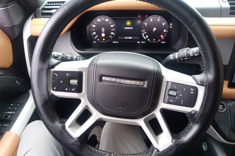 Used Land Rover Defender 2023 Facelift 110 3.0T P400 X-DYNAMIC HSE Steering Wheel