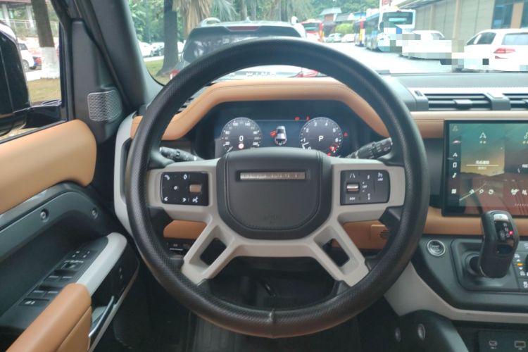 Used Land Rover Defender 2023 Facelift 110 3.0T P400 X-DYNAMIC HSE Steering Wheel
