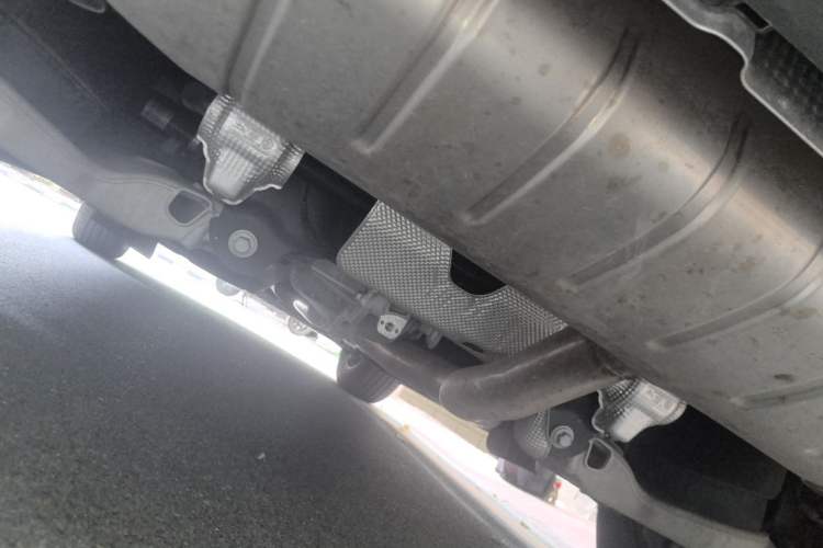Used Land Rover Defender  Chassis Rear