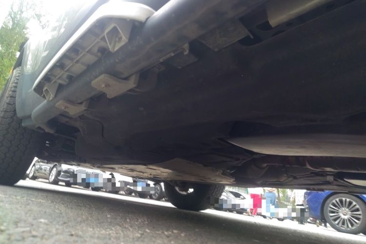 Used Land Rover Defender 2023 Facelift 90 2.0T P300 SE Chassis Rear Left