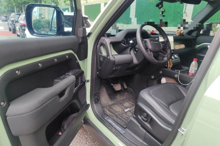Used Land Rover Defender 2023 110 3.0T P400 75th Anniversary Legend Edition Driver Seat
