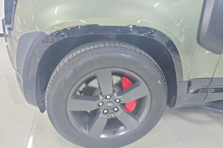 Used Land Rover Defender 2023 Facelift 110 3.0T P400 X-DYNAMIC HSE Exterior 3
