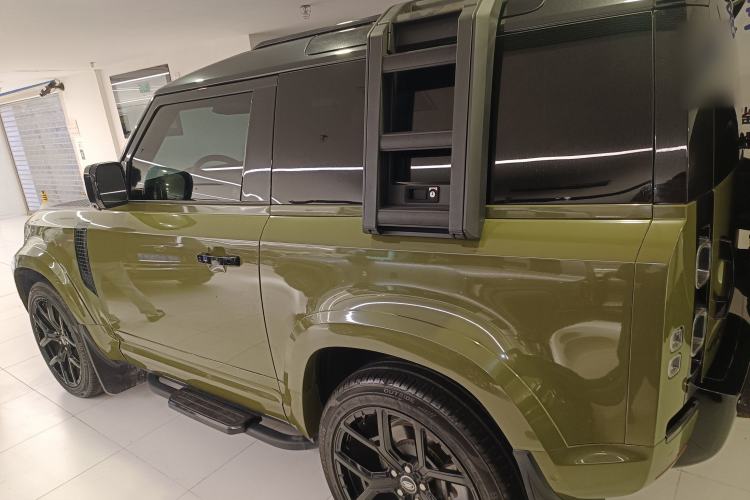 Used Land Rover Defender 2023 Facelift 90 3.0T P400 XS Exterior 3