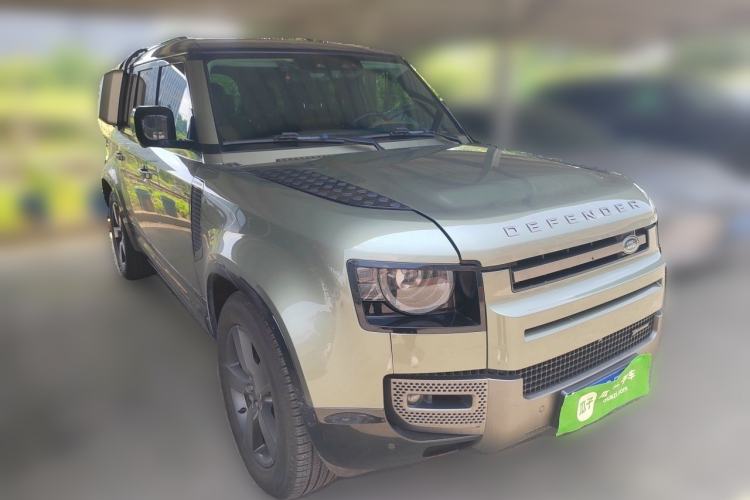 Used Land Rover Defender 2023 110 3.0T P400 Dark Edition Front Right 45 Deg
