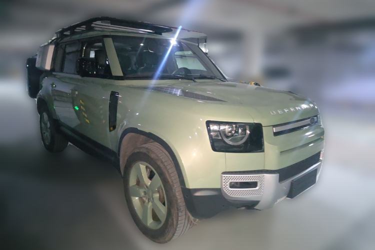Used Land Rover Defender 2023 110 3.0T P400 75th Anniversary Legend Edition Front Right 45 Deg