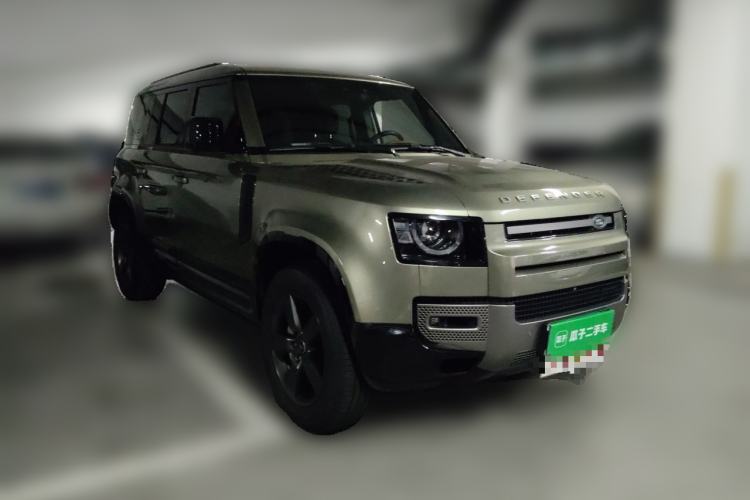 Used Land Rover Defender 2023 Facelift 110 3.0T P400 X-DYNAMIC HSE Front Right 45 Deg
